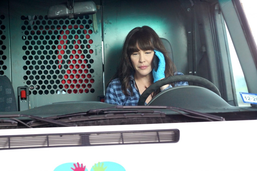 Michelle Blake est au volant de sa camionnette médicale pour aider les sans-abris.
